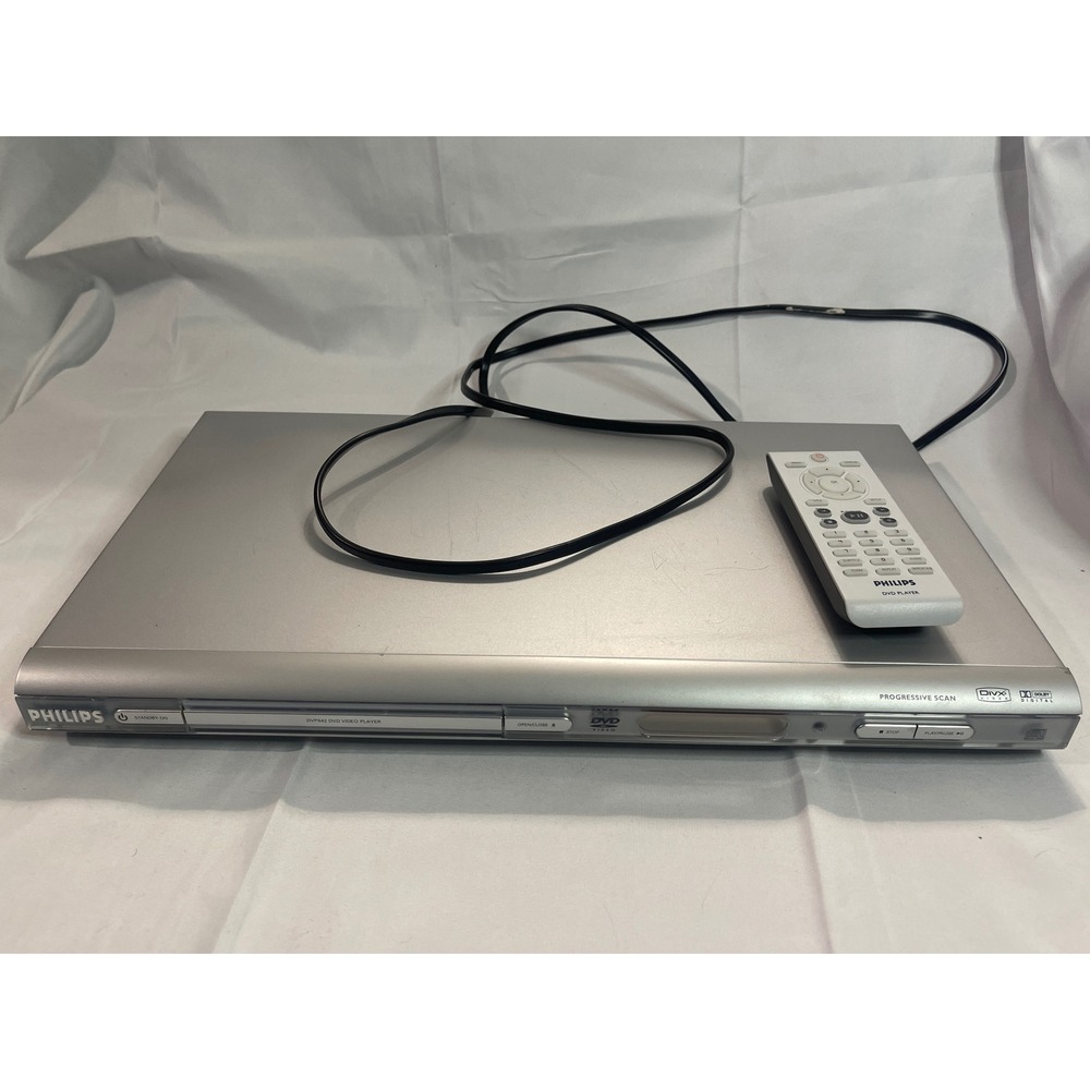 Philips DVP642 Progressive Scan DVD Player Silver DivX Dolby Digital with Remote